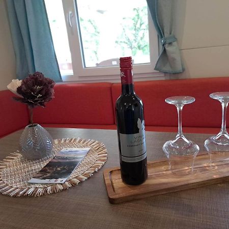 Boric Mobile Homes In Bijela Uvala And Zelena Laguna بوريتش المظهر الخارجي الصورة